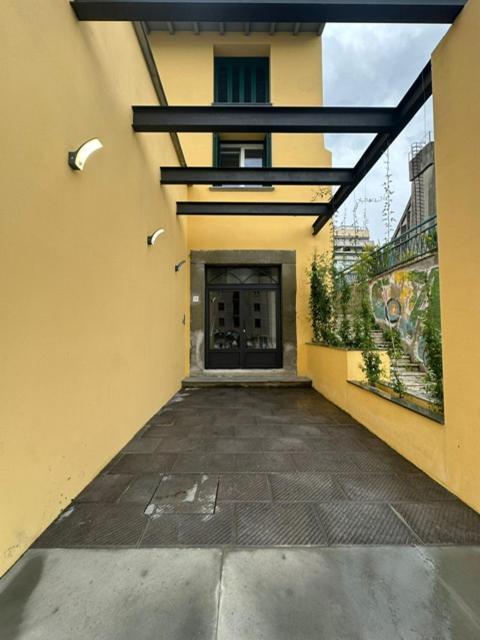 Waterfront Balcony I Grani 4 Resort Style Suite Livorno Luaran gambar